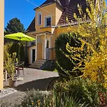 Haus Richard Apartmán *