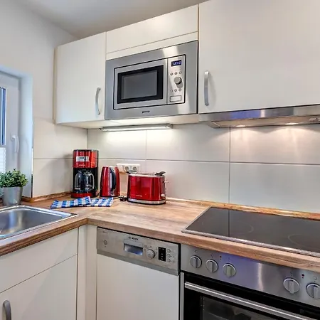 Haus Richard Apartman *